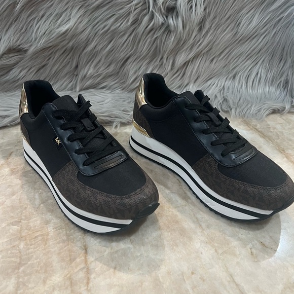 Michael Kors Women's Monique Trainer Lace-up Sneakers - Brown Logo - Picture 3 of 8